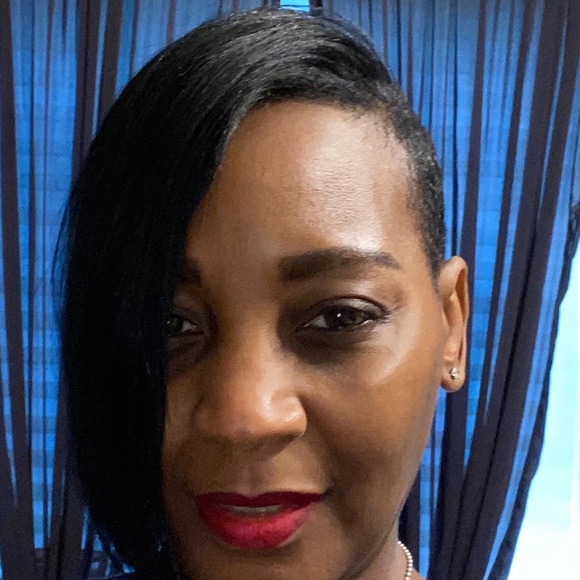 Meet your Posher, Audrey - Picture 1 of 1